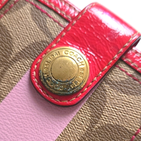 Coach Heritage Khaki Pink Stripe Wallet - Picture 3 of 16